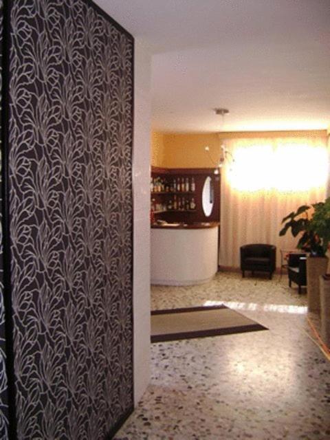 Hotel Garden Тиррения Экстерьер фото